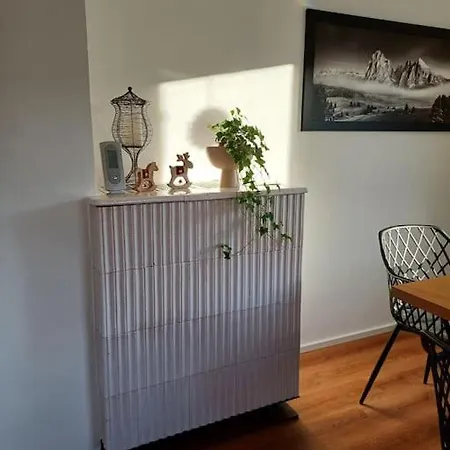 Ruhige Stadtwohnung, 107 M2 Apartment