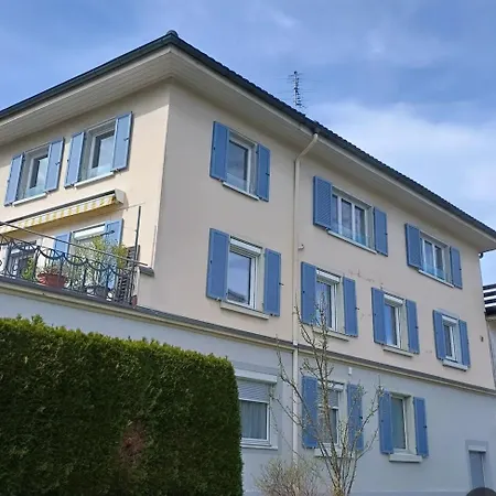 Ruhige Stadtwohnung, 107 M2 *