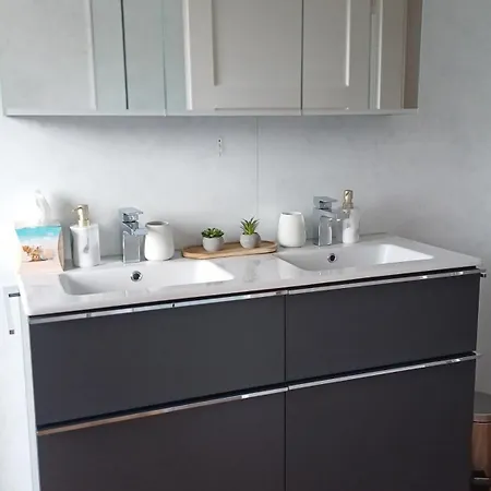 شقة Ruhige Stadtwohnung, 107 M2